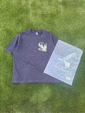 Derschutze Aziza Gallery T-Shirt Anthracite